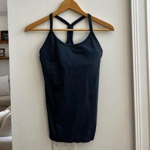 CRZ Yoga top with built in bra Size Small